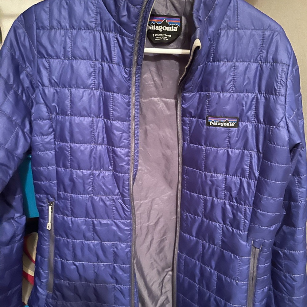 Patagonia puff jackett